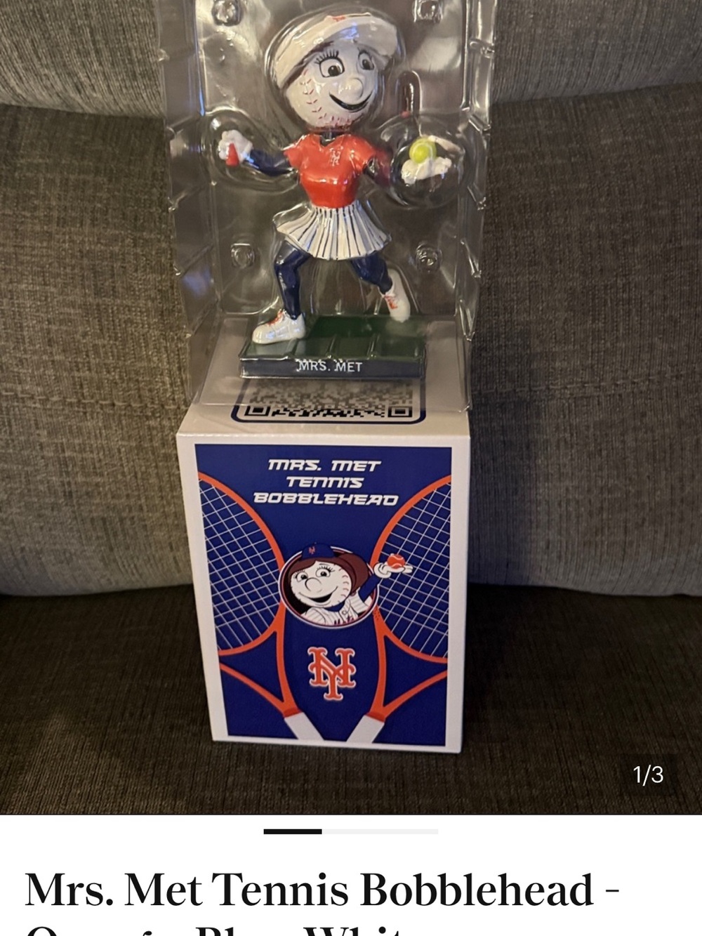 Kohl's Mrs. Met Tennis Bobblehead - Orange, Blue, White